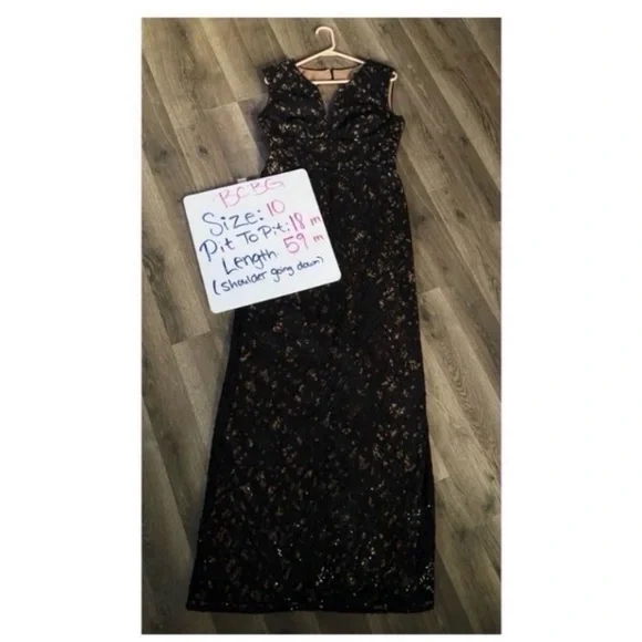 BCBGMAXAZRIA Black Lace Maxi Gala Formal Dress
